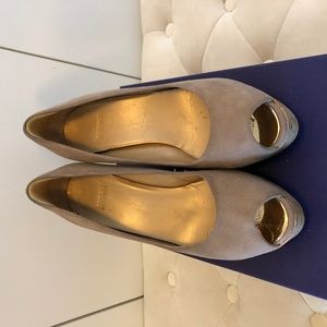 Stuart Weitzman Anna in Haze Suede